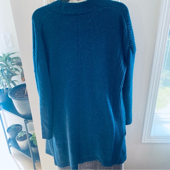 Alya Cardigan - Picture 6 of 7